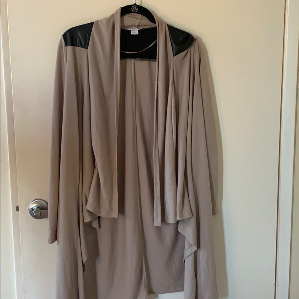 Beige sweater shall with pleather accent